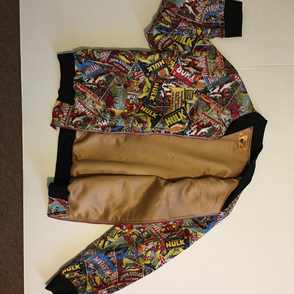 Marvel Comics Jacket - Picture 4 of 8
